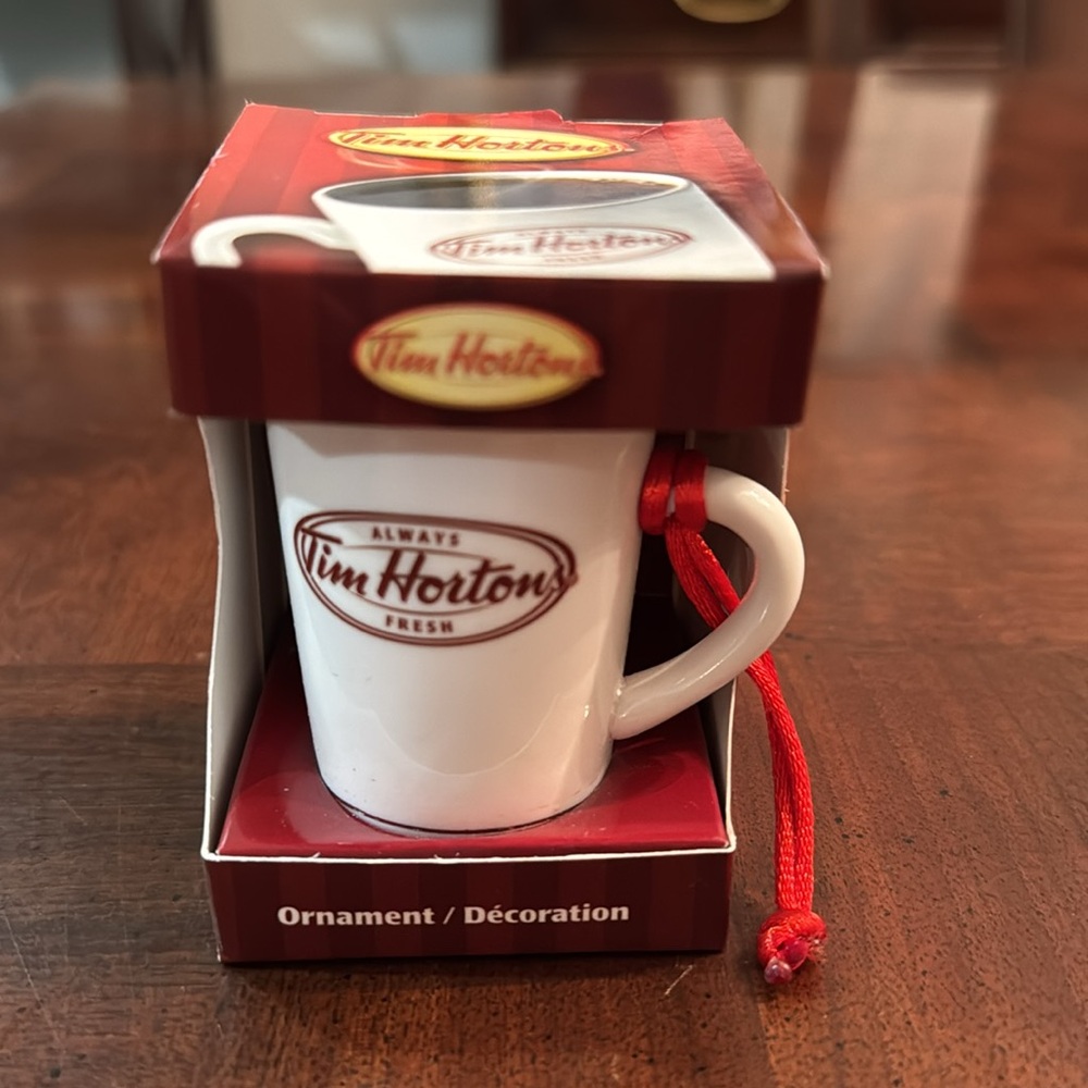 Tim Hortons Coffee China Mug Ornament 2011 Vintage New